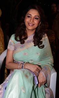 Madhuri Dixit at 'Juhu Hamara Festival' at Kaifi Azmi Park