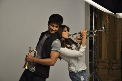 Shahid Kapoor and Genelia D'Souza feature in the new TVC for Colgate MaxFresh gel. .