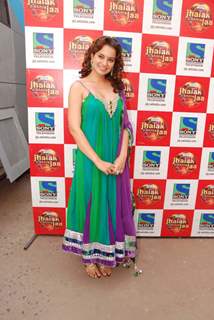 Kangna Ranaut promote &quot;Tanu Weds Manu&quot; on JDJ sets at Filmistan, Mumbai. .