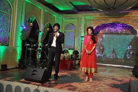 Shah Rukh Khan and Sophie Chowdhary unveils Mughal-e-Azam documentary at JW Marriott, Juhu. .