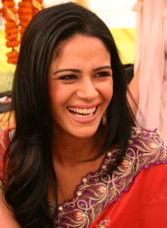 Host Mona Singh at Imagine TV new reality Show &quot;Shaadi 3 Crore Ki&quot;