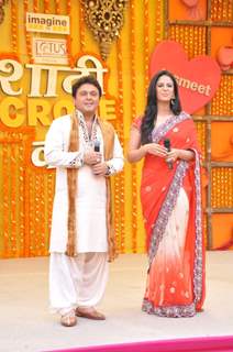 Host Ali Asgar and Mona Singh at Imagine TV new reality Show &quot;Shaadi 3 Crore Ki&quot;