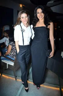 Raageshwari and Pooja Bedi at Endemol bash at Vie Lounge. .