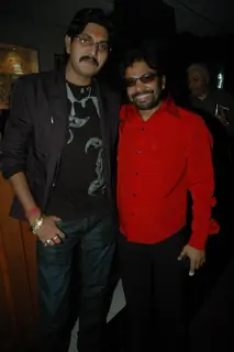 Celebs at Amit Mishra Birthday bash with star cast of Rakht Ek Rishta at the club, Mumbai