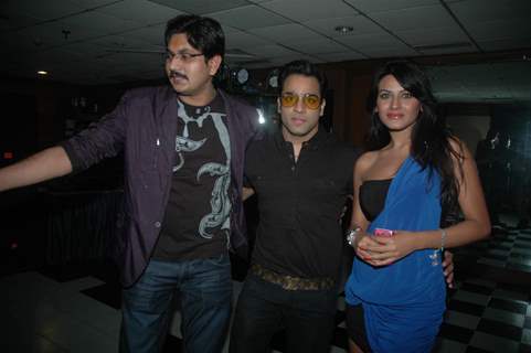 Abhishek Avasthi at Amit Mishra Birthday bash at the club, Mumbai