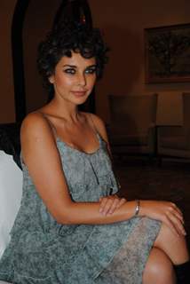 Lisa Ray launches Lifecell Femme Taj Colaba, Mumbai