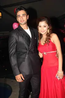 Sara Khan and Nishant Malkani pose for pictures at party of Ram Milaayi Jodi