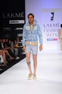 A model displays designer Sanjay Hingu's creations during the Lakme Fashion Week day 4 in Mumbai. .