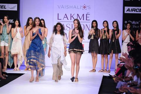 Models displays designer Vaishali's creations during the Lakme Fashion Week day 4 in Mumbai. .