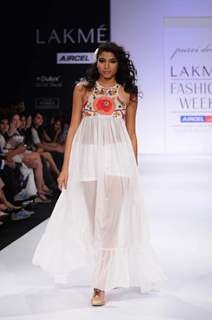 A model displays designer Purvi Doshi's creations during the Lakme Fashion Week day 4 in Mumbai. .