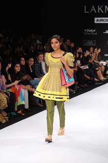 A model displays designer Sabashe by Sabah Khan's creations during the Lakme Fashion Week day 4 in Mumbai. .