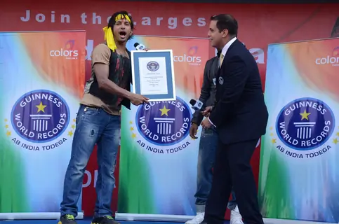 Terrence Lewis successfully breaks The Guinness World Record. .