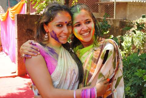 Shweta Salve & Narayani Shastri at Ekta, Sanjay and Kiran Holi Party at Versova