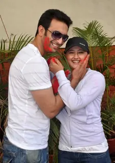 Nandish Sandhu & Rashmi Desai at Zoom Holi Party in Tulip star