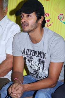 Shreyas Talpade at Radio Mirchi premiere the music of movie 'Teen Thay Bhai'