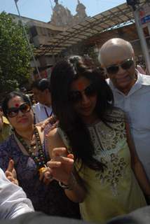 Shilpa Shetty snapped at Siddhivinayak Temple