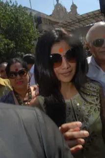 Shilpa Shetty snapped at Siddhivinayak Temple