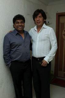 Johny Lever at Aftab Shivdasani place