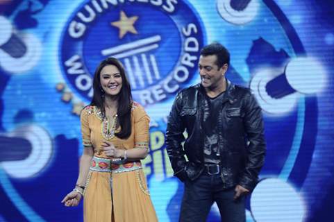 Preity and Salman on the sets of Guinness World Records at RK Studios. .