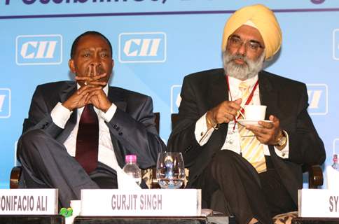 Prime Minister of Mozambique Aires Bonifacio Ali and JS(E&SA) Gurjit Singh,at the special country session-Focus Partner Country:Mozambique at the ''7th CII-Exim Bank Conclave on India Africa Project Partnership 2011