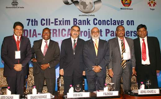 (LtoR) Aseeem Chauhan,Minister of Mozambique, Venancio Massingue, Sec West, Vivek Katju,P Rajendran, Deputy Minister Abdiweli Mohamed Ali and naveen Bhatia at the conference