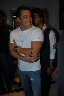 Salman Khan at Nikhil Dwivedi's wedding Reception party at Escobar