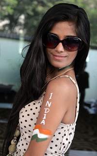 Kingfisher Model Poonam Pandey at E24 Cricket Bash in Andheri