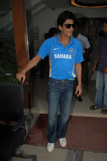 Shahrukh Khan's cricket screening at Mannat