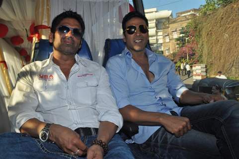 Sunil Shetty and Akshay Kumar during the promotion of their film 'Thank You'