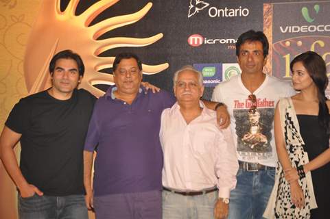 Arbaaz, Dia, Sonu, Ramesh and David at IIFA Awards nomination in Toronto, Ontario, Canada