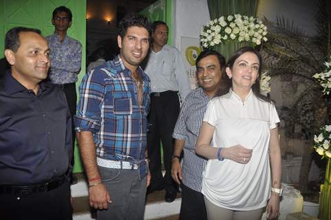 Mukesh and Nita Ambani lockers bash for Yuvraj Singh's World Cup Success at Olive, Mahalakshmi in Mu