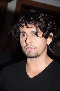 Sonu Nigam at the Music Launch of Sarhadein by Sa Re Ga Ma and Radiocity at Taj