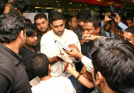 Abhishek Bachchan at Reliance Digital store to promote his film  &quot;Dum Maro Dum'', in New Delhi