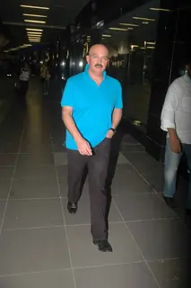 Big B returns from Poland visit, and Rakesh Roshan also spotted at the airport