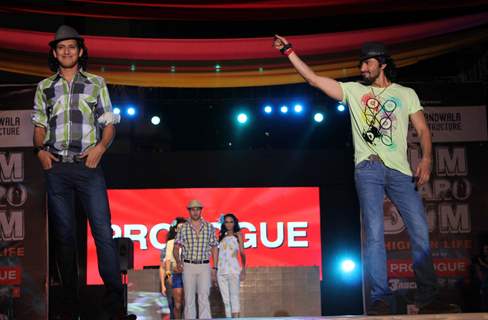 Models walk the ramp at No Smoking Concert Chitrakoot Ground