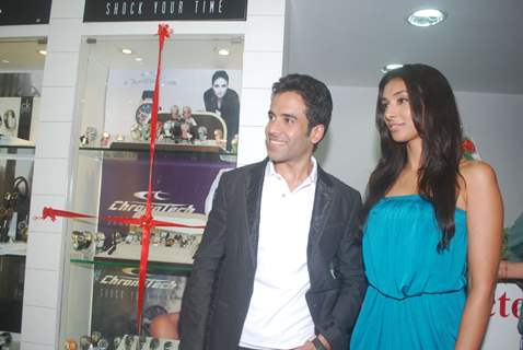 Tusshar Kapoor and Preeti Desai unveils new range of Chronotech Watches