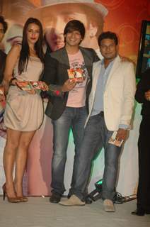 Neha Dhupia and Vivek Oberoi launch singer Apoorv's album at Vie Lounge. .