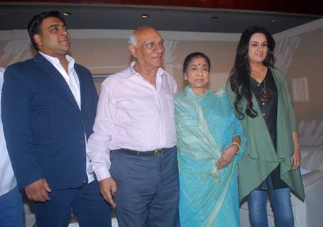Ram Kapoor, Yash Chopra, Asha Bhosle and Padmini Kohlapure at the muhurat of the film Maaee in Mumba