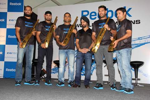 Reebok felicitates the World Cup winners Yuvraj Singh, Dhoni, Yousuf, Piyush and Harbhajan Singh