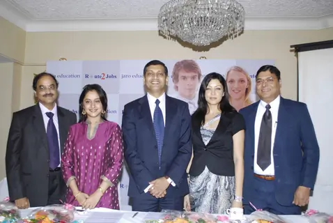Mrinal Kulkarni and Aditi at Jaro free coaching for unemployed program at Ambassador Hotel