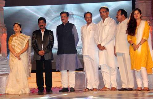 Celeb at 48th Marathi Chitrapatt Puraskar Sohla at Gateway of India