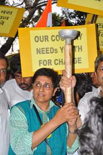 Kiran Bedi at Anna Hazare Anti Corruption Meet at Gateway of India