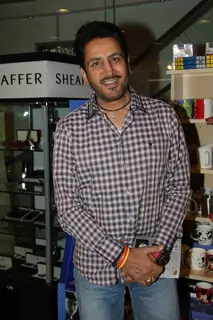 Gurdas Maan at Divya Dutta mom Nalini's book 'Katra Katra Zindgi' launch at crossword