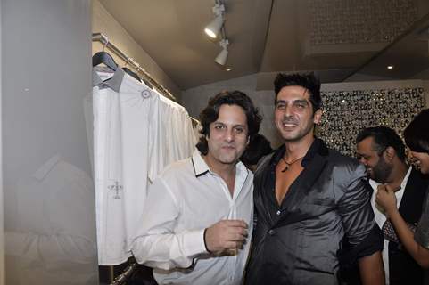 Fardeen Khan and Zayed Khan at Rohit & Rahul Gandhi store launch, Khar in Mumbai