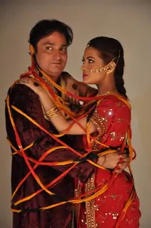 Vinay Pathak and Riya Sen promote Tere Mere Sapne at Andheri in Mumbai