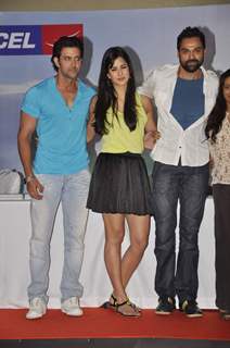 Hrithik Roshan, Katrina Kaif and Abhay Deol at Zindagi Na Milegi Dobara first look in Novotel on 15th May 2011. .