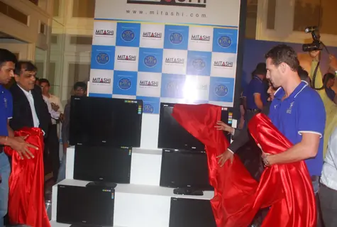 Rajasthan Royals team launches new range of Lcd Mitashi