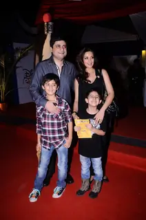 Sonali Bendre with family at premiere of Pirates of the Carribean at IMAX