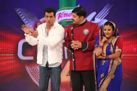 Host Ronit Roy, Chef Gauti and Smita Singh at Kitchen Champion 4