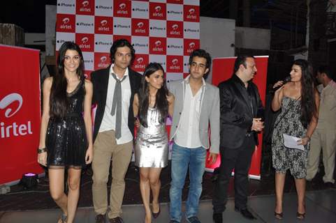 iPhone 4 launched by star cast of film Always Kabhi Kabhi